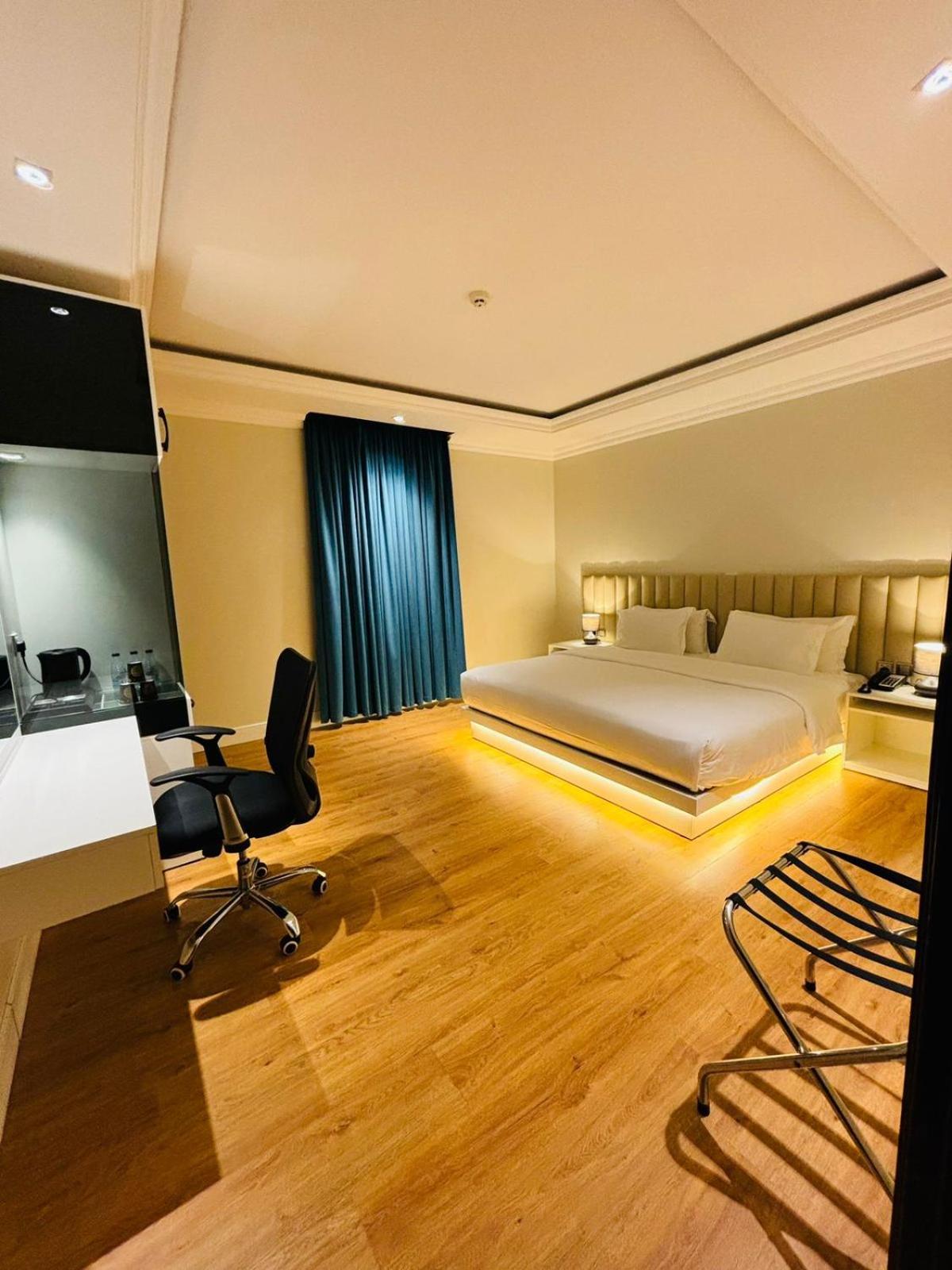 Hotel Sultanate Jazan Extérieur photo